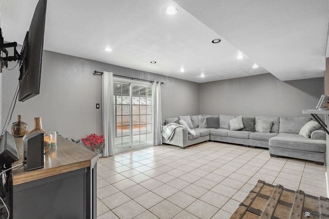 2437 S Louise Ave, Yuma, AZ 85365