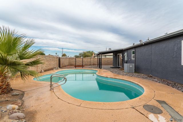2437 S Louise Ave, Yuma, AZ 85365