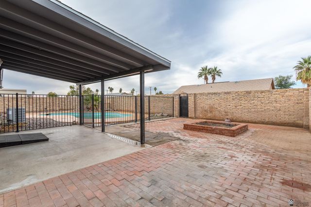2437 S Louise Ave, Yuma, AZ 85365