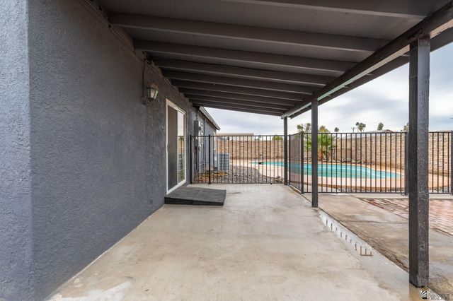 2437 S Louise Ave, Yuma, AZ 85365