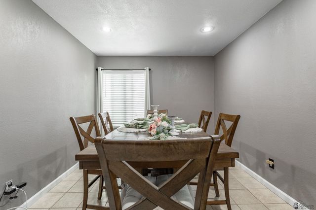 2437 S Louise Ave, Yuma, AZ 85365