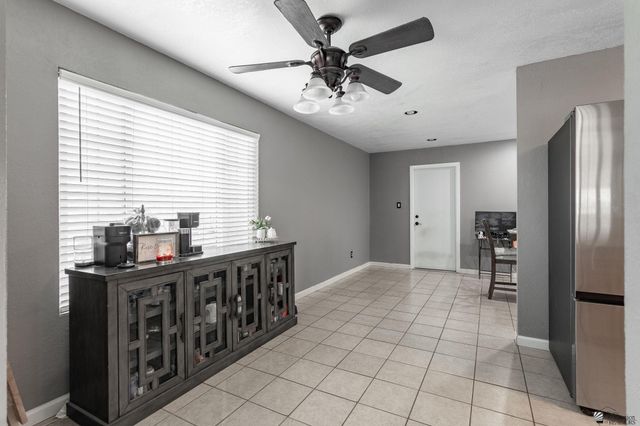 2437 S Louise Ave, Yuma, AZ 85365