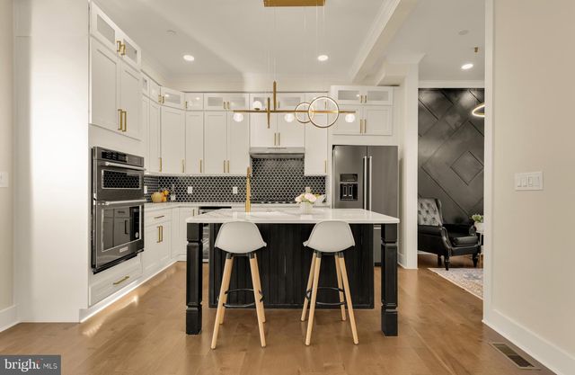 6604 GUDE AVE, Takoma Park, MD 20912