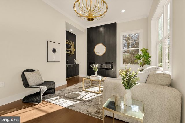 6604 GUDE AVE, Takoma Park, MD 20912