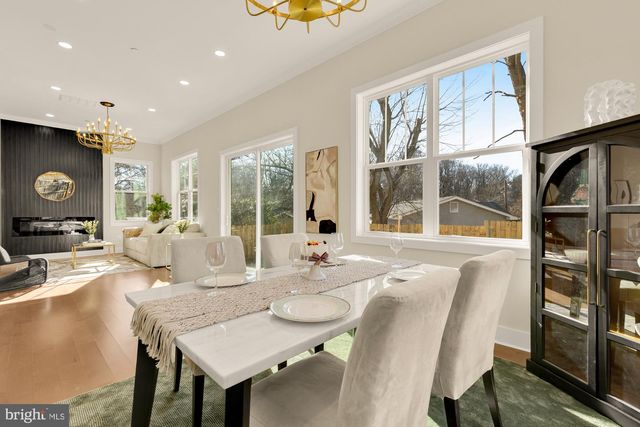 6604 GUDE AVE, Takoma Park, MD 20912