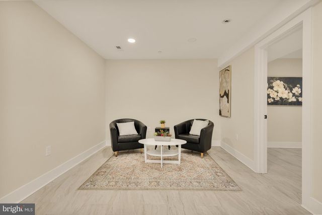 6604 GUDE AVE, Takoma Park, MD 20912