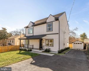 6604 GUDE AVE, Takoma Park, MD 20912