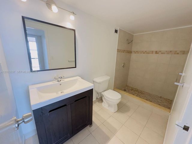 800 Parkview Drive 611, Hallandale Beach, FL 33009