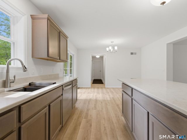 238 Simpson Lane, Montville, CT 06370