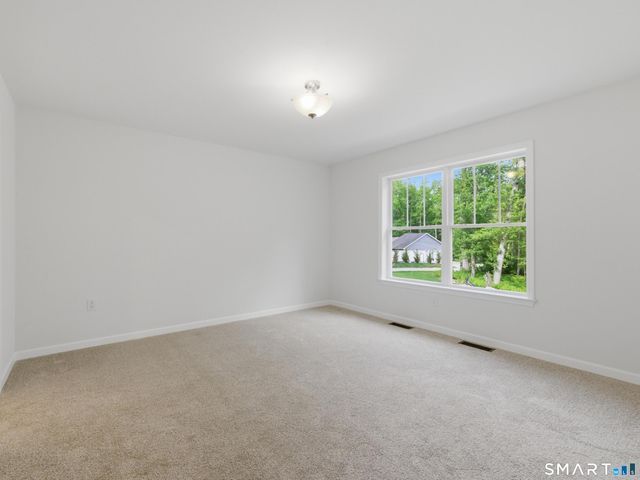 238 Simpson Lane, Montville, CT 06370