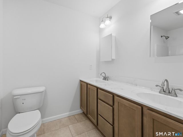 238 Simpson Lane, Montville, CT 06370