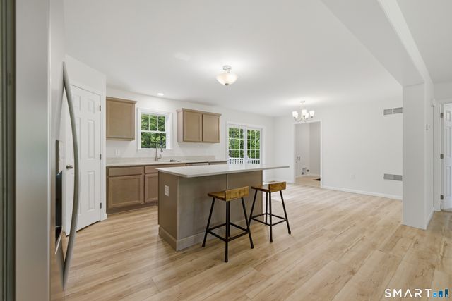 238 Simpson Lane, Montville, CT 06370