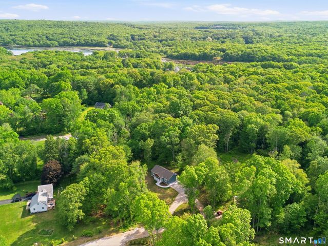 238 Simpson Lane, Montville, CT 06370