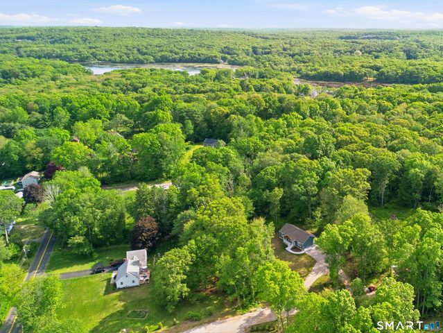 238 Simpson Lane, Montville, CT 06370