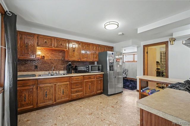 137 Jackson Avenue, Cheektowaga, NY 14212