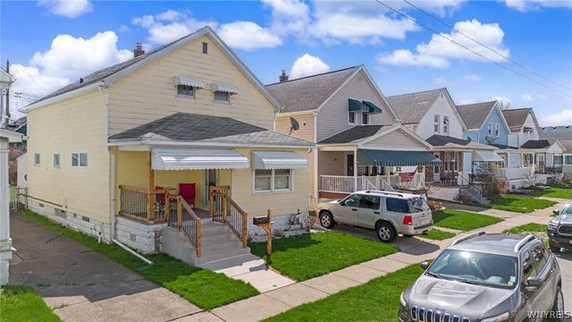 137 Jackson Avenue, Cheektowaga, NY 14212