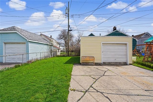 137 Jackson Avenue, Cheektowaga, NY 14212
