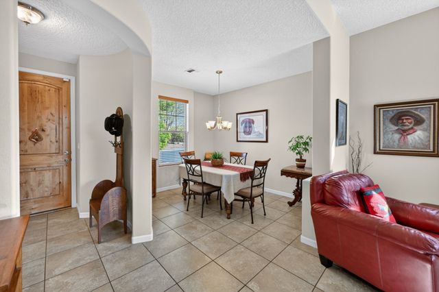 65 Calle Agua Clara, Santa Fe, NM 87508
