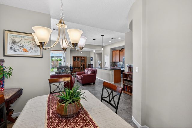 65 Calle Agua Clara, Santa Fe, NM 87508