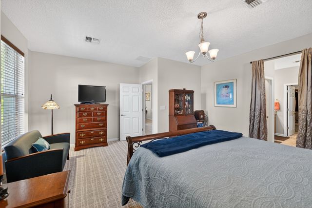 65 Calle Agua Clara, Santa Fe, NM 87508