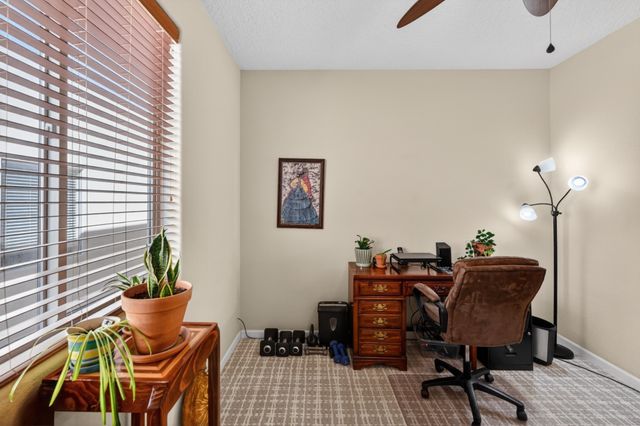 65 Calle Agua Clara, Santa Fe, NM 87508