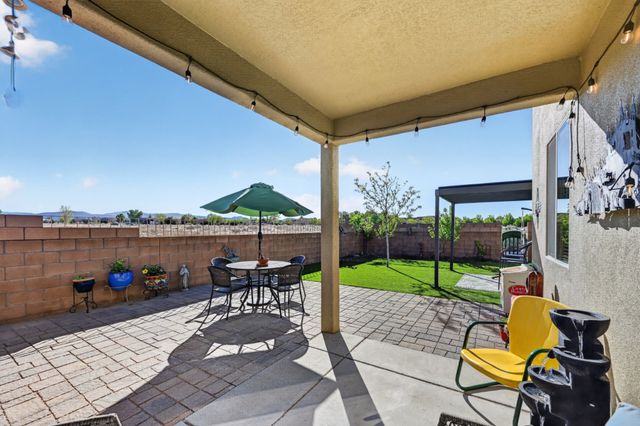 65 Calle Agua Clara, Santa Fe, NM 87508