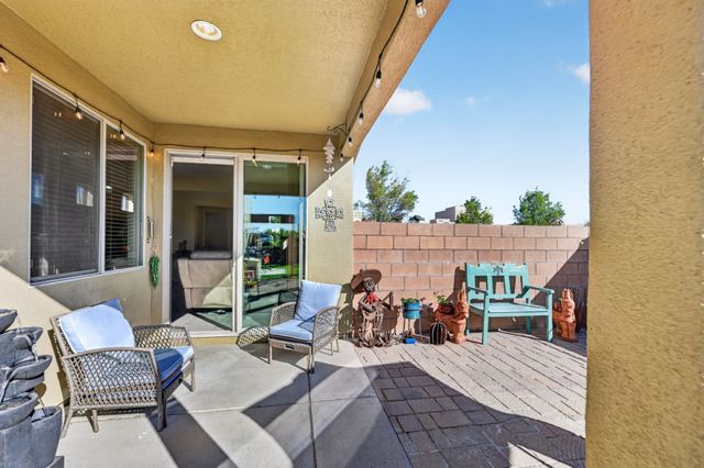 65 Calle Agua Clara, Santa Fe, NM 87508