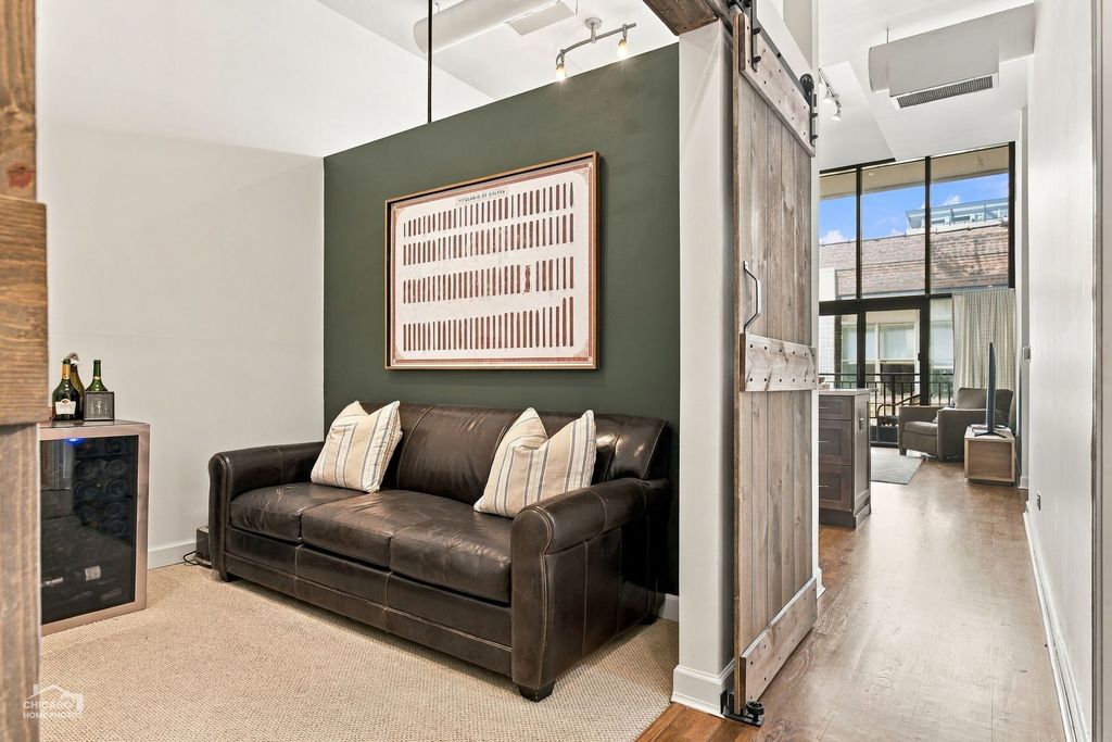 400 W ONTARIO Street 707, Chicago, IL 60654 — photo 3