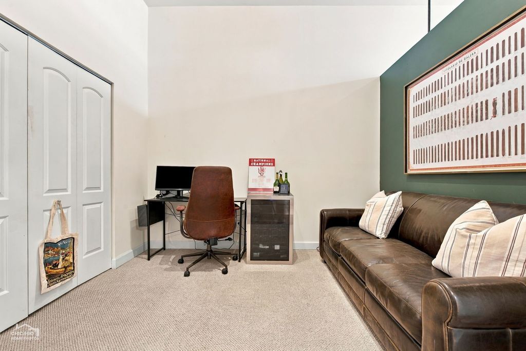 400 W ONTARIO Street 707, Chicago, IL 60654 — photo 4