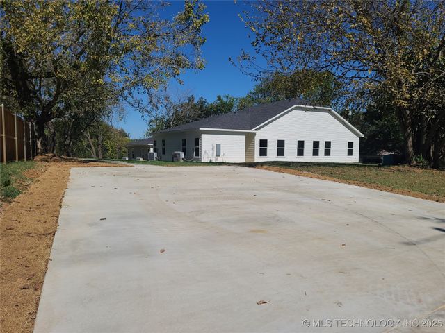 509 NE 5th Avenue, Durant, OK 74701