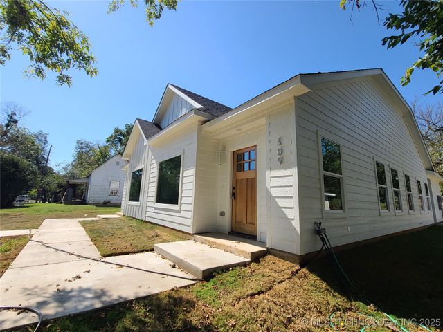 509 NE 5th Avenue, Durant, OK 74701