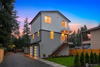 12531 25th Avenue NE #Unit B, Seattle, WA 98125