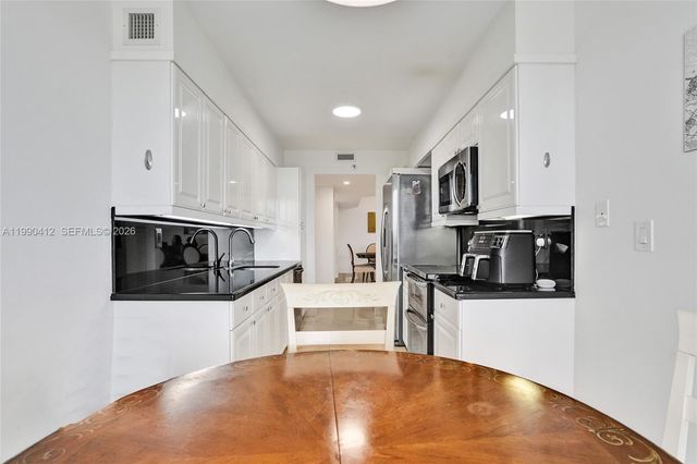 3598 Yacht Club Drive 702, Aventura, FL 33180