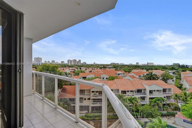 3598 Yacht Club Drive 702, Aventura, FL 33180