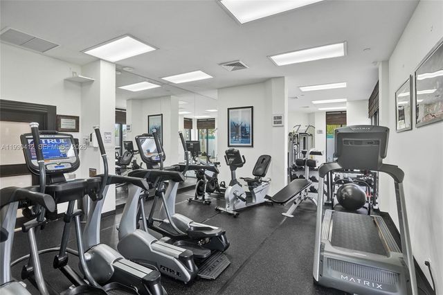 3598 Yacht Club Drive 702, Aventura, FL 33180