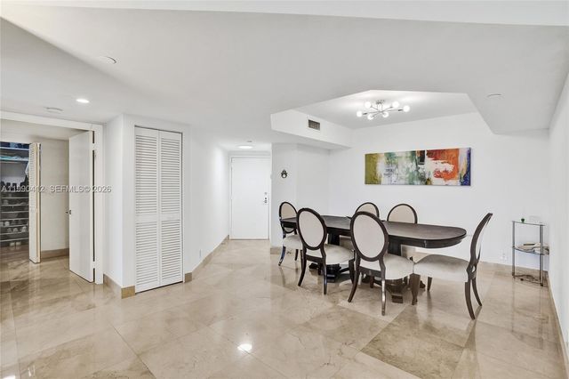 3598 Yacht Club Drive 702, Aventura, FL 33180