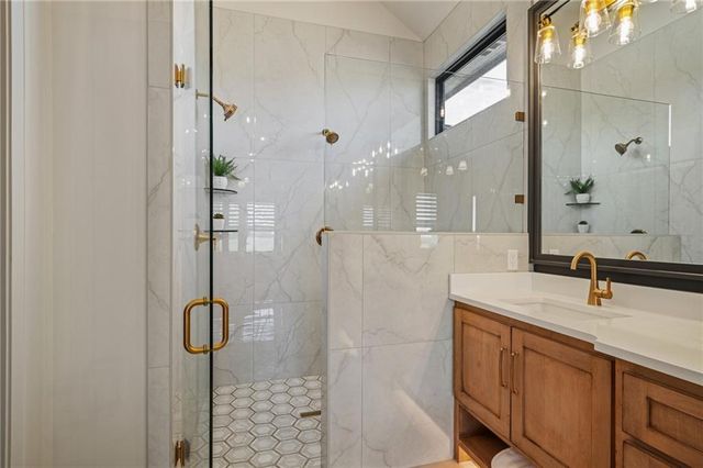 11209 S Sunray Street, Olathe, KS 66061