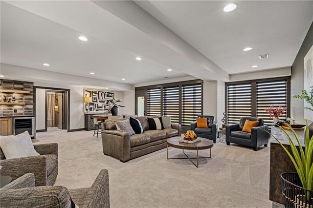 11209 S Sunray Street, Olathe, KS 66061