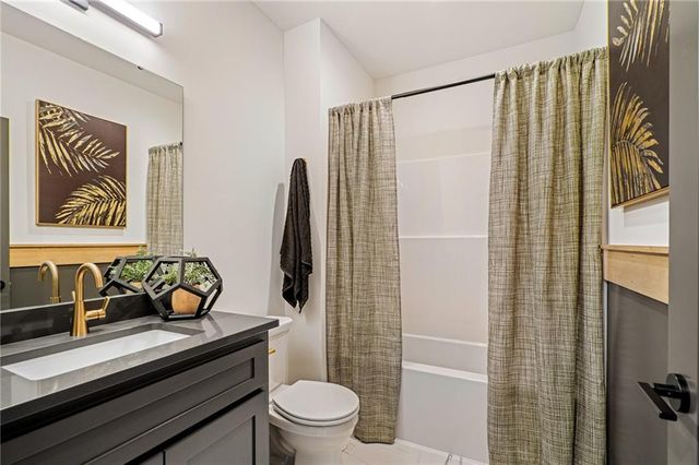 11209 S Sunray Street, Olathe, KS 66061