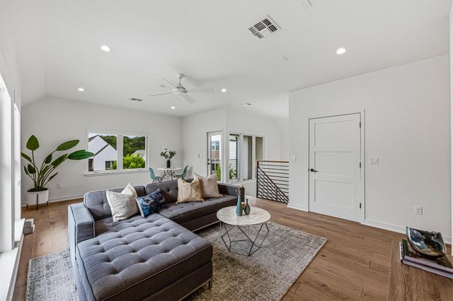 2512 Watkins WAY, Austin, TX 78746