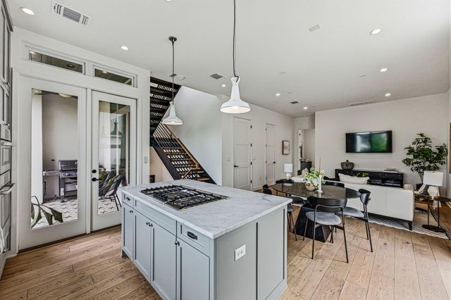 2512 Watkins WAY, Austin, TX 78746