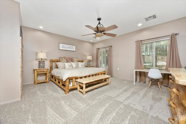 10820 Bonita Way, Wofford Heights, CA 93285