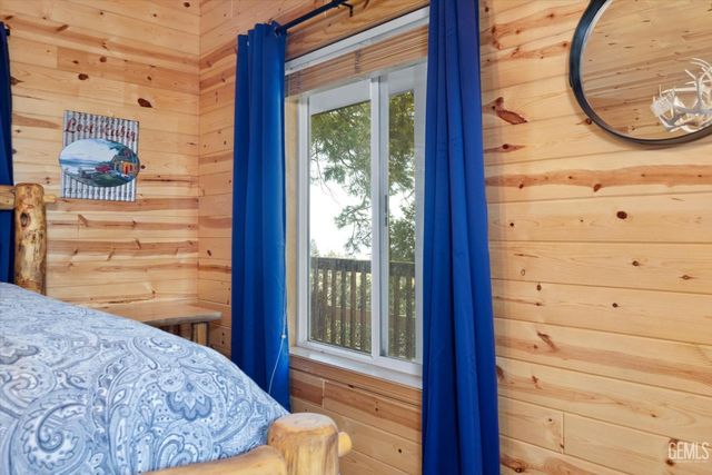 10820 Bonita Way, Wofford Heights, CA 93285