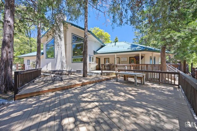 10820 Bonita Way, Wofford Heights, CA 93285