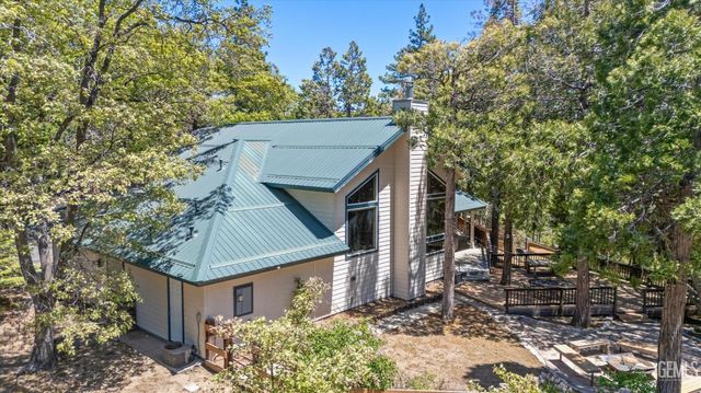 10820 Bonita Way, Wofford Heights, CA 93285