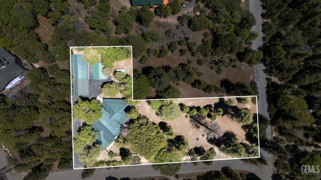 10820 Bonita Way, Wofford Heights, CA 93285