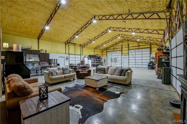 20361 William Kelly, Northport, AL 35475