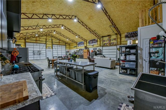 20361 William Kelly, Northport, AL 35475