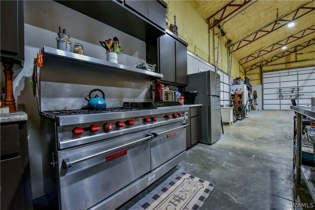 20361 William Kelly, Northport, AL 35475