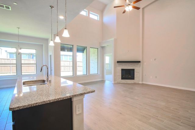 2009 Creekvista Drive, Lewisville, TX 75010